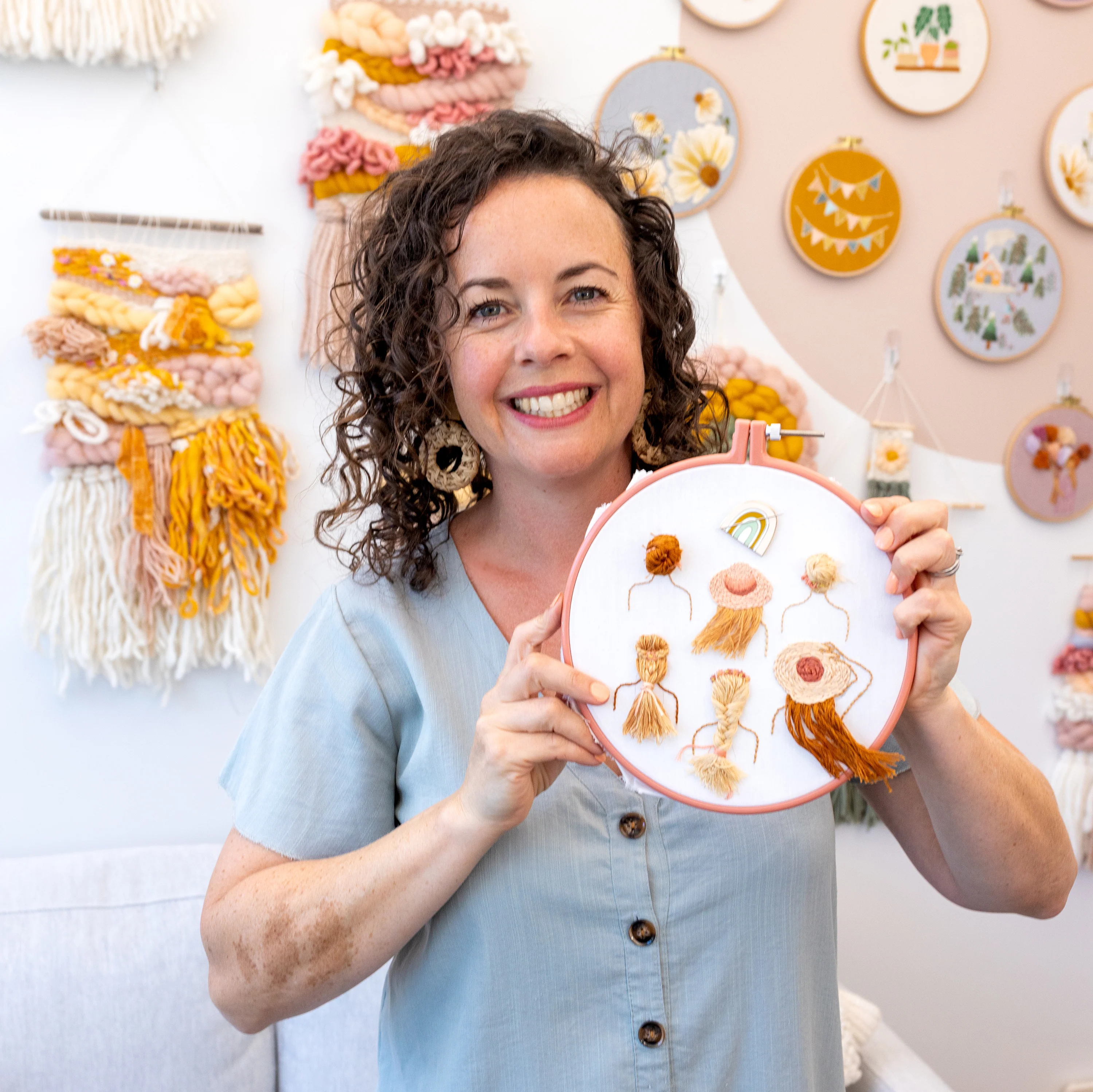 Rainbow Magnetic Needle Minder - Image 8